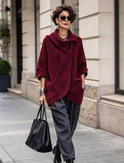 Lenneke - Casaco de Corte Largo com Gola Assimétrica e Bolsos