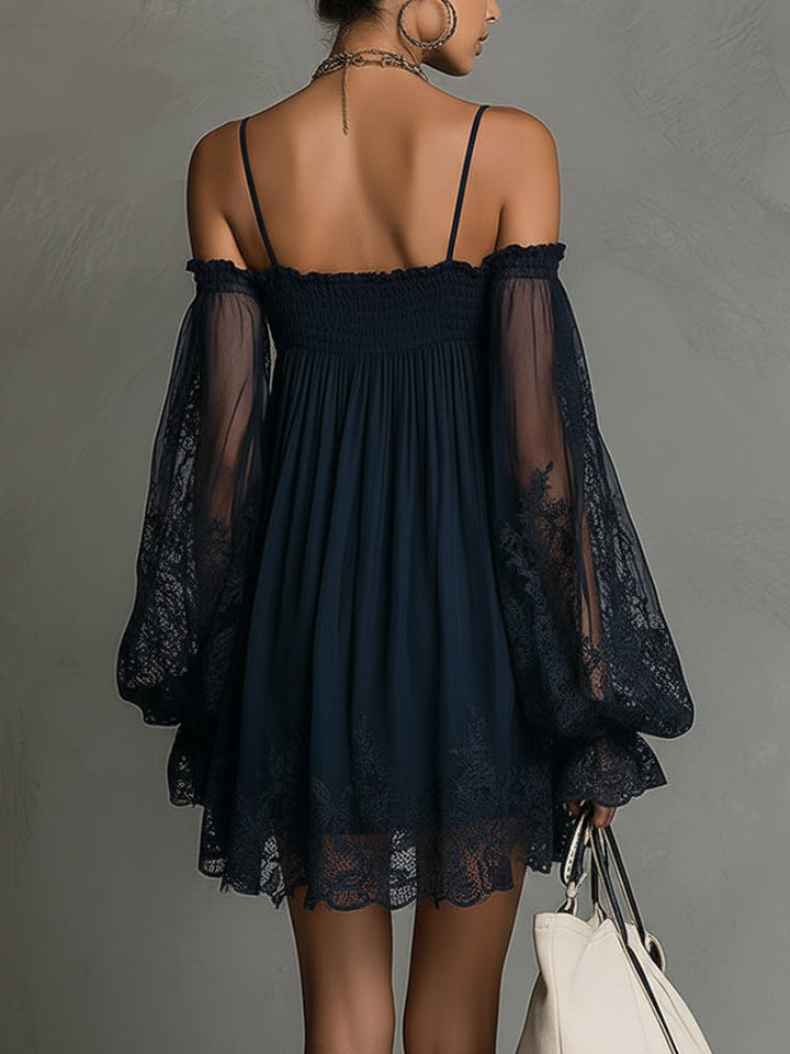 Charity - Vestido de Renda com Ombros à Vista