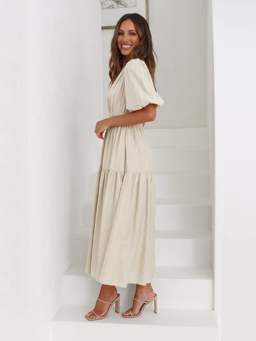 Delphine - Vestido Midi Elegante Com Decote Em V E Mangas Com Folhos