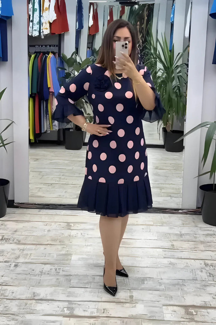 Gigi - Vestido Midi às Bolinhas com Mangas Largas