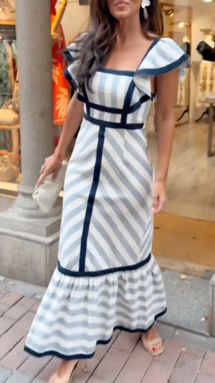 Lileeka - Vestido Maxi Com Riscas Mistas e Decote Quadrado