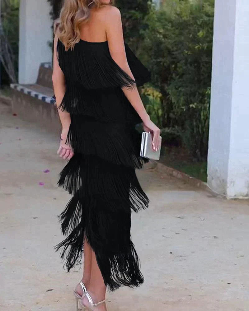 Tamira - Vestido Longo com Ombros Inclinados