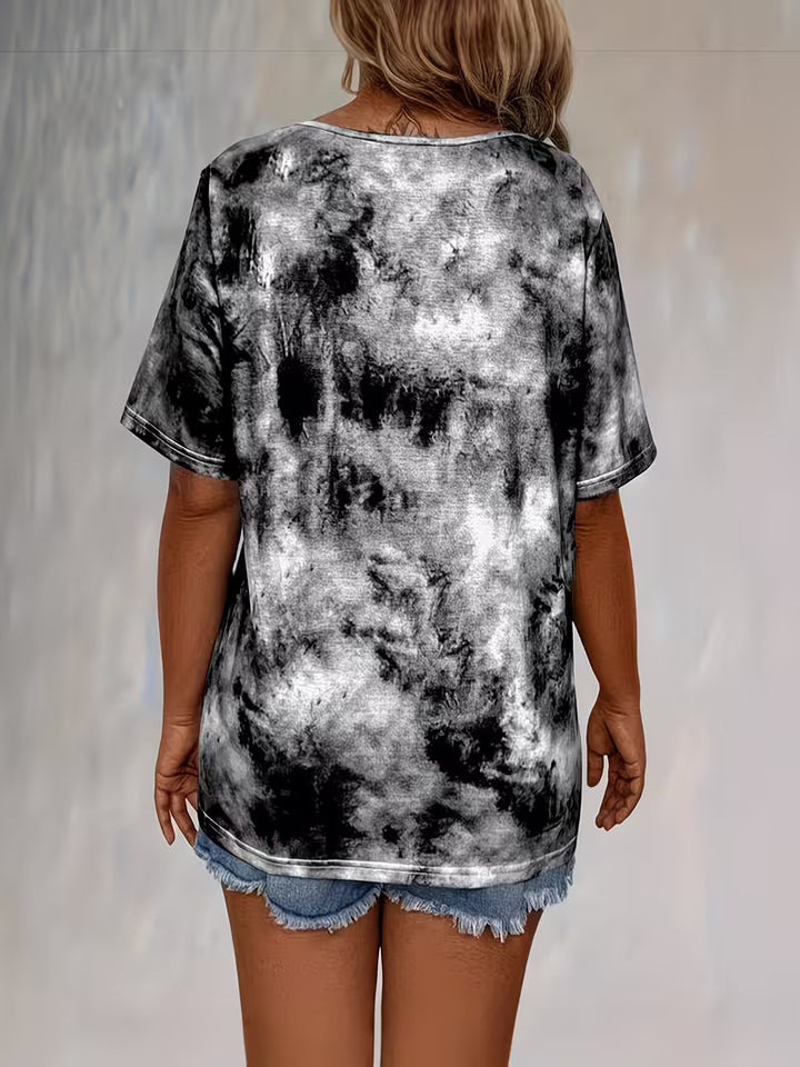 Rihanna - Camiseta Com Decote Em V e Cordões Em Estilo Batik