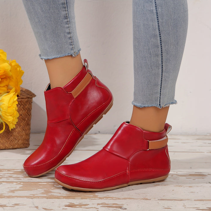Elenya - Botas de Cano Curto em Couro Sintético