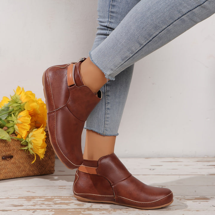 Elenya - Botas de Cano Curto em Couro Sintético