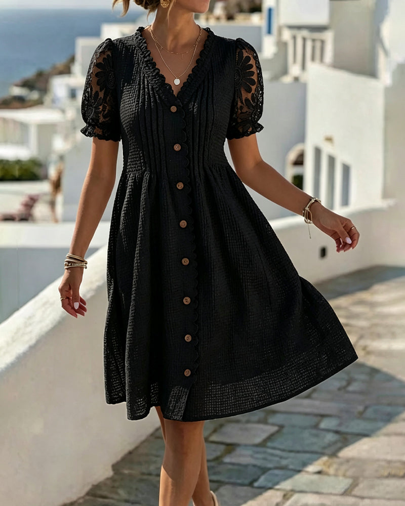 Deneke - Vestido com Mangas Balão e Patchwork em Renda