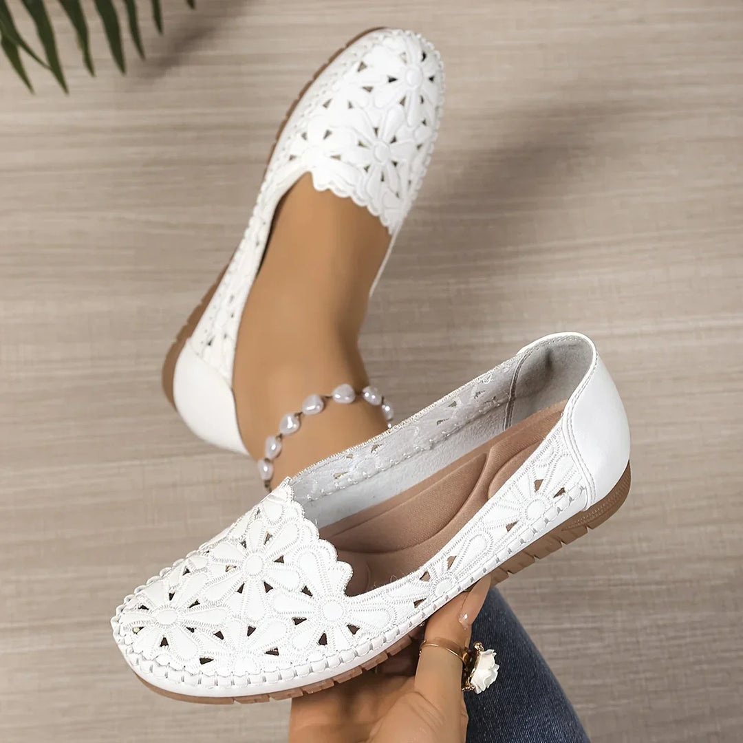 Inessa - Sapatos Ortopédicos Elegantes com Recortes