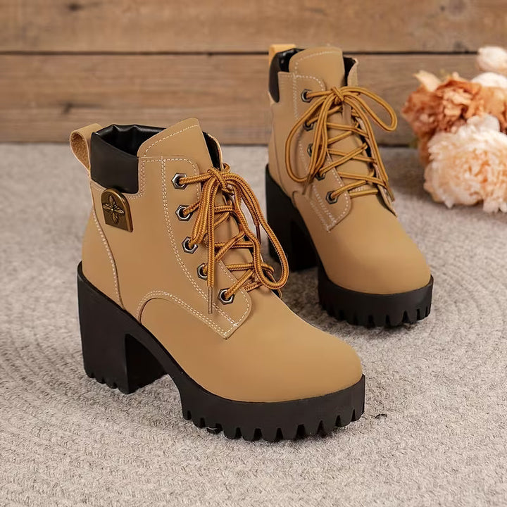 Donjeta - Botas de Cano Curto Com Salto Grosso e Atacadores
