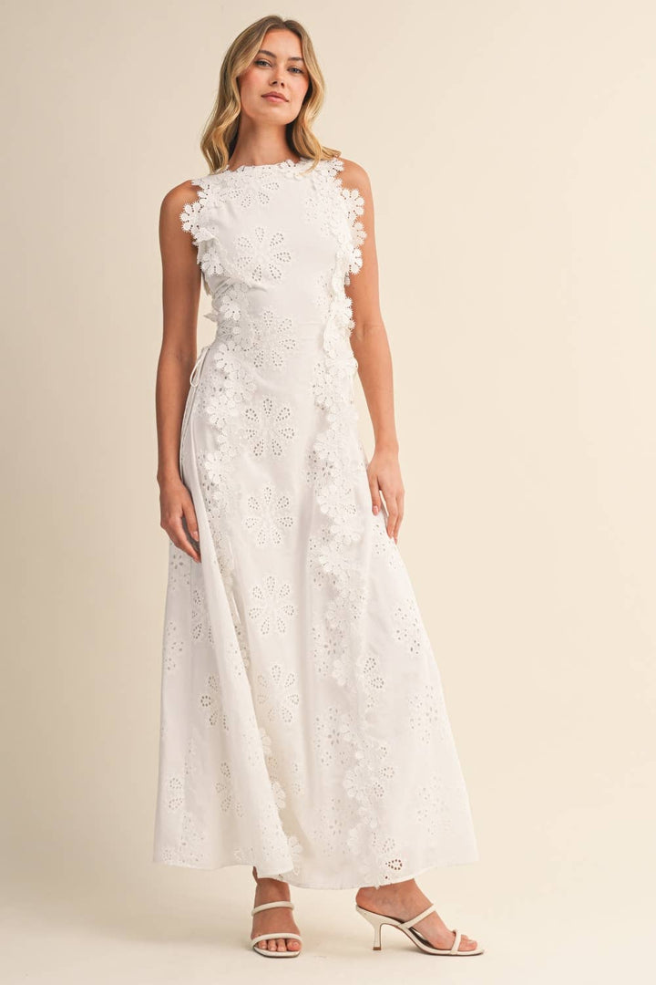 Azalia - Vestido Maxi Sem Mangas com Bordados Florais