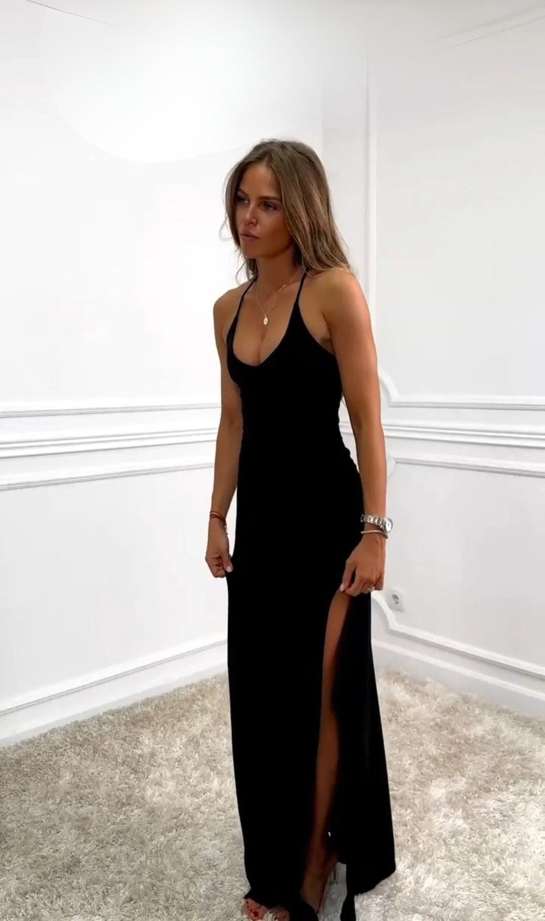 Nilessa -  Vestido Maxi Elegante Sem Mangas