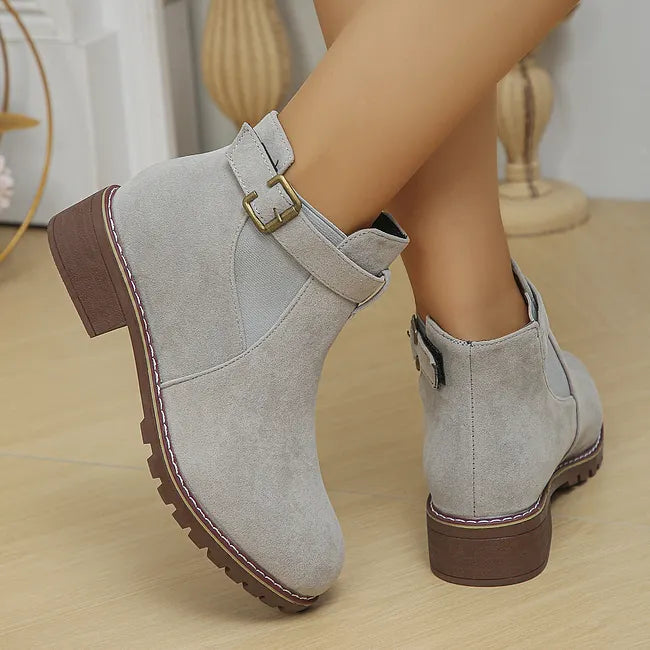 Fakina - Botas De Tornozelo Com Fivela Decorativa
