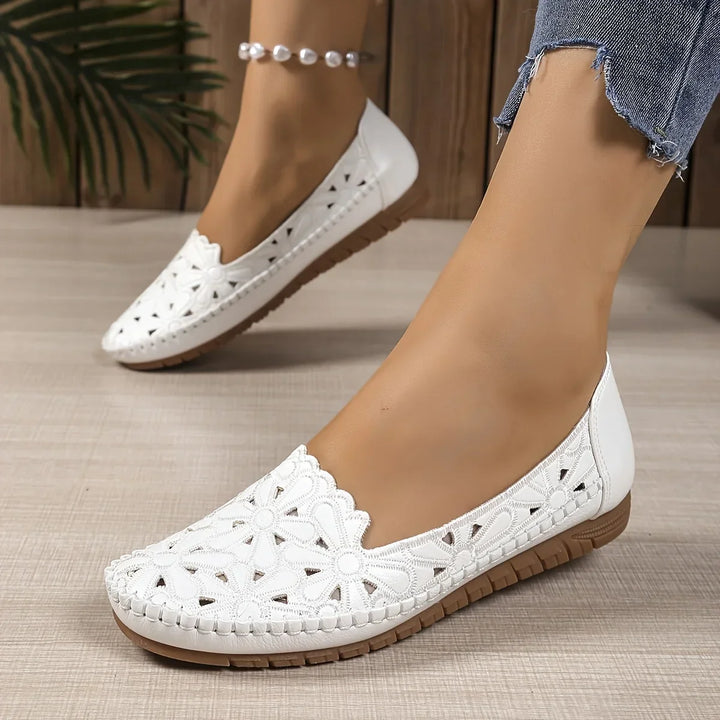 Inessa - Sapatos Ortopédicos Elegantes com Recortes