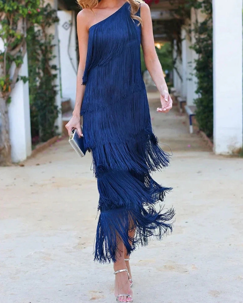 Tamira - Vestido Longo com Ombros Inclinados