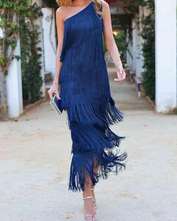 Tamira - Vestido Longo com Ombros Inclinados