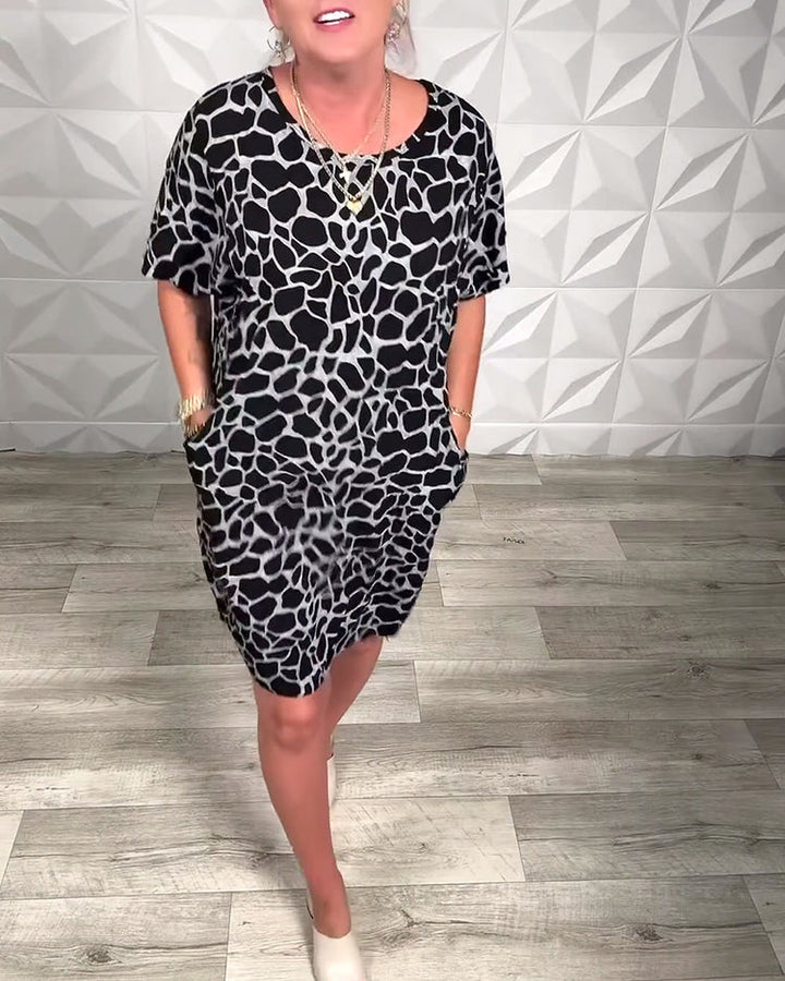 Salvinia - Vestido Casual Com Estampa e Gola Redonda