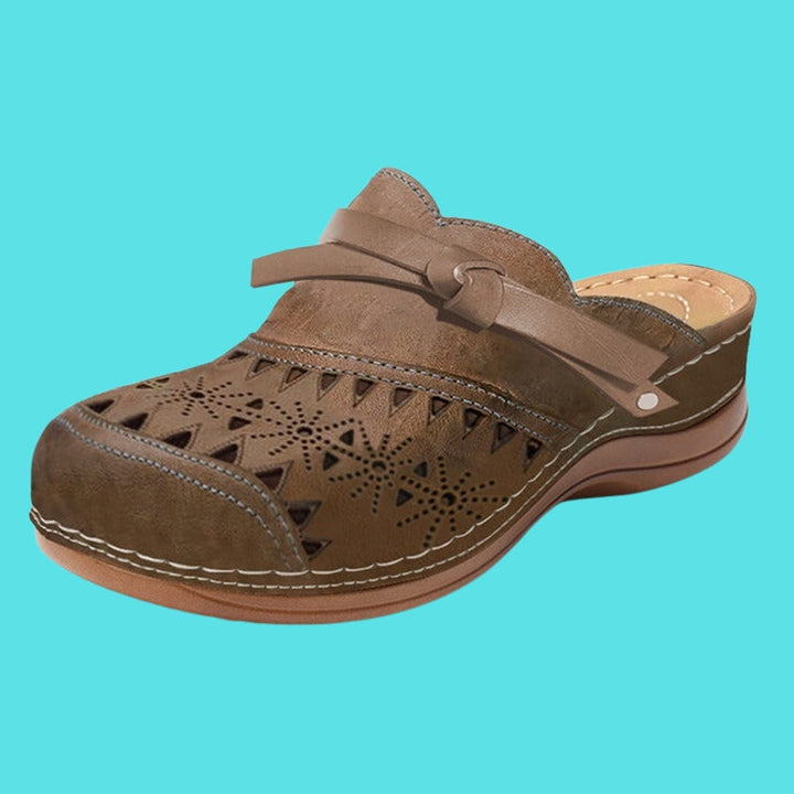 Nicholle - Mules Rasas Com Furo Na Frente