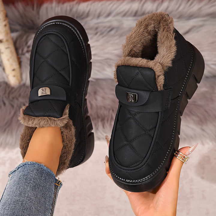 Karryna - Sapatos Com Parte Superior Acolchoada e Forro Felpudo
