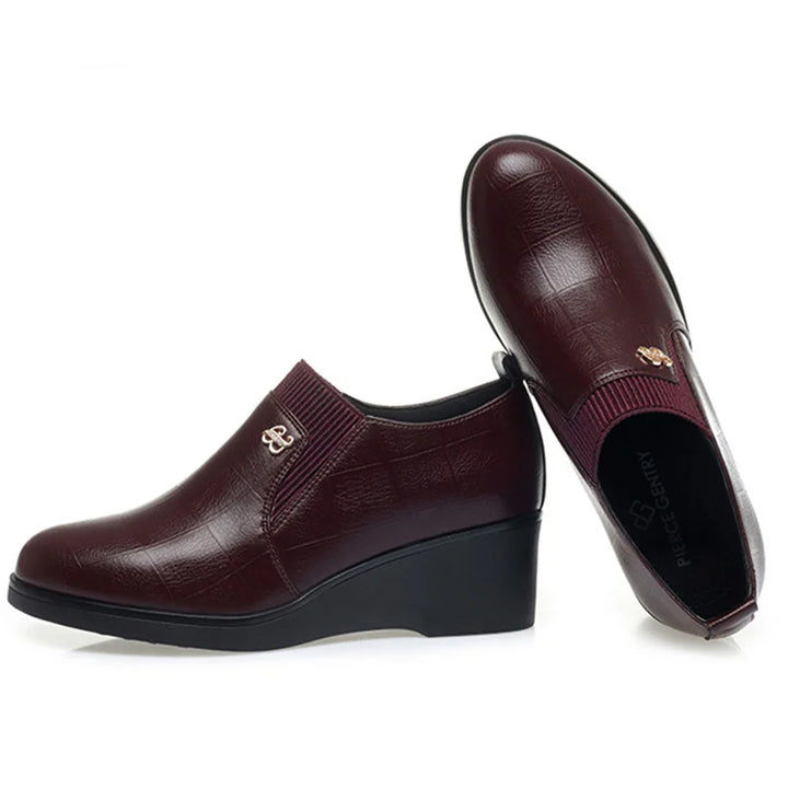 Switolina - Sapatos De Cunha Em Pele Na Moda