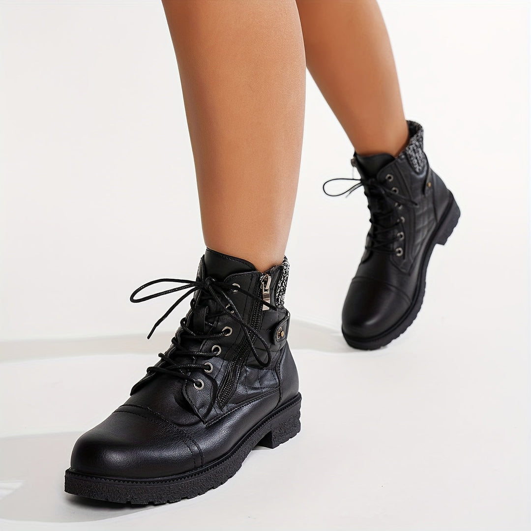 Alfrida - Botins Com Atacadores e Punhos em Malha