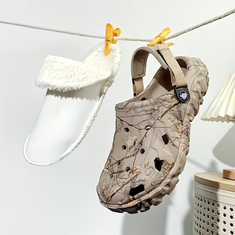 Sjoukje - Tamancos de Camuflagem com Forro de Velo e Tiras Ajustáveis