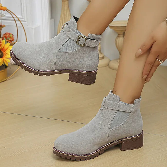 Fakina - Botas De Tornozelo Com Fivela Decorativa
