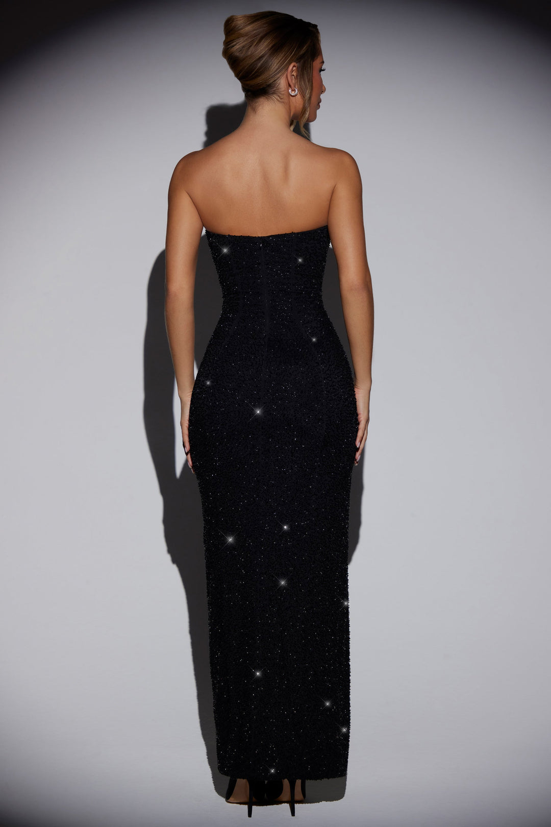 Melinia - Vestido Maxi Com Constelação De Pérolas