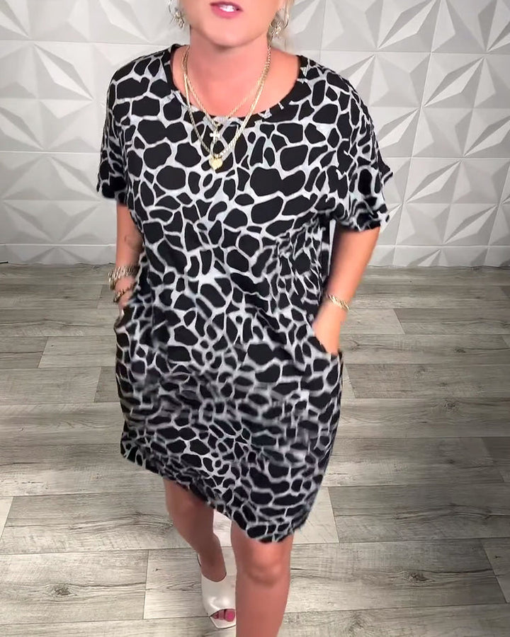 Salvinia - Vestido Casual Com Estampa e Gola Redonda