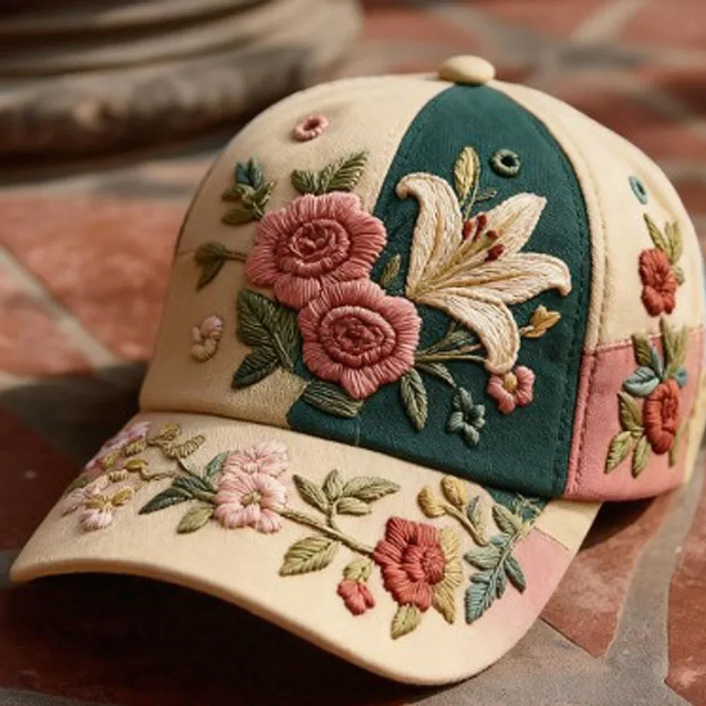 Virinia - Boné Com Bordado Floral