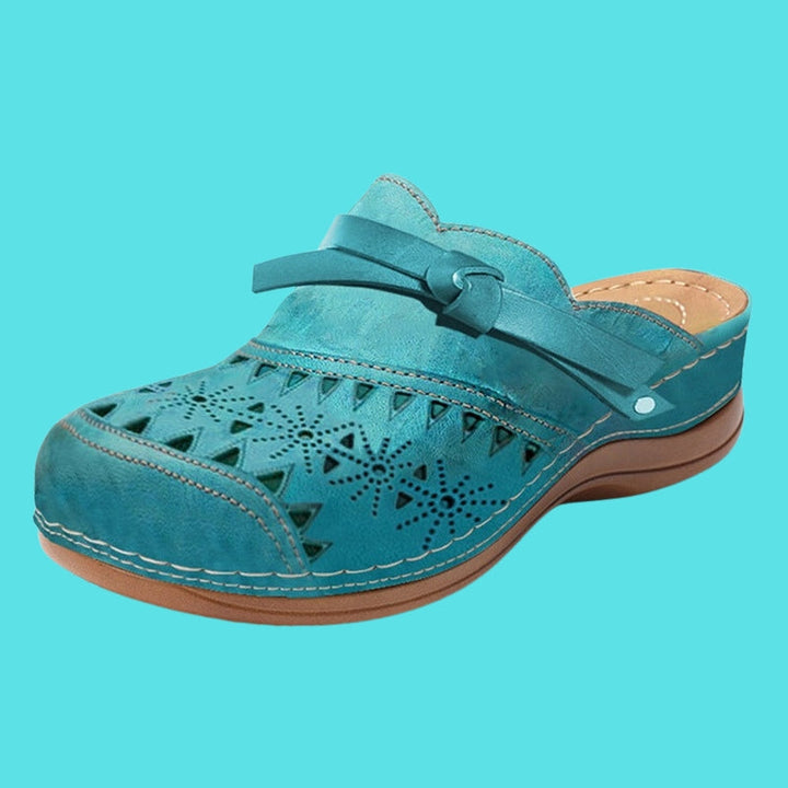 Nicholle - Mules Rasas Com Furo Na Frente