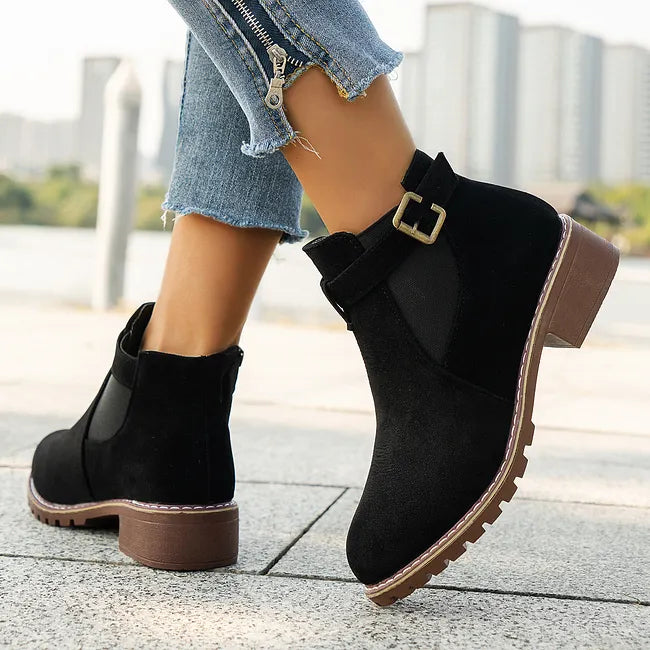 Fakina - Botas De Tornozelo Com Fivela Decorativa