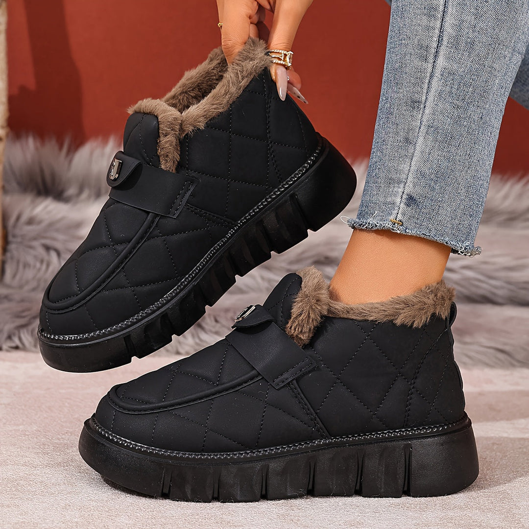 Karryna - Sapatos Com Parte Superior Acolchoada e Forro Felpudo