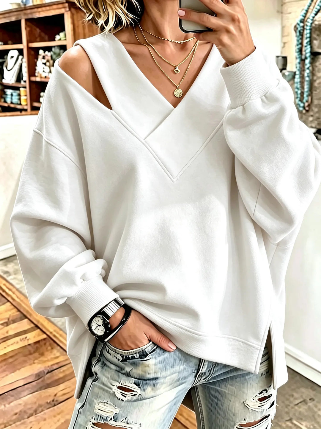 Kirstan - Camisola Oversized Elegante com Decote em V e Aberturas