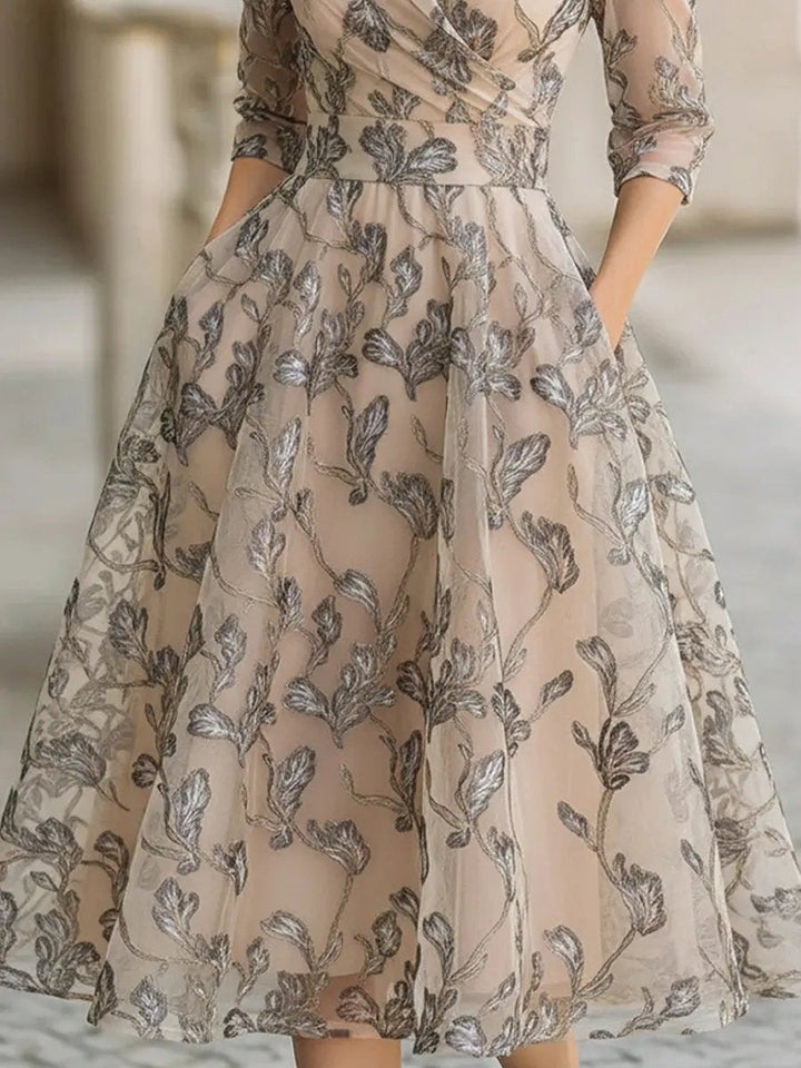Lyanni - Vestido Maxi Clássico e Elegante
