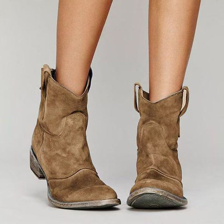 Sugeira - Botas De Cano Curto Em Camurça