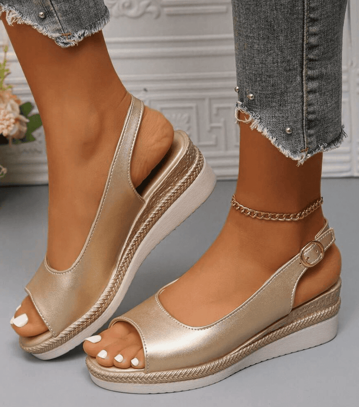Denaya - Sandália Ortopédica Elegante