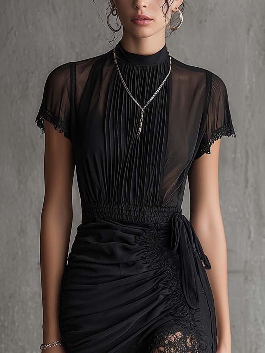 Semila - Mini-Vestido Com Cintura Trançada e Acabamento Em Renda