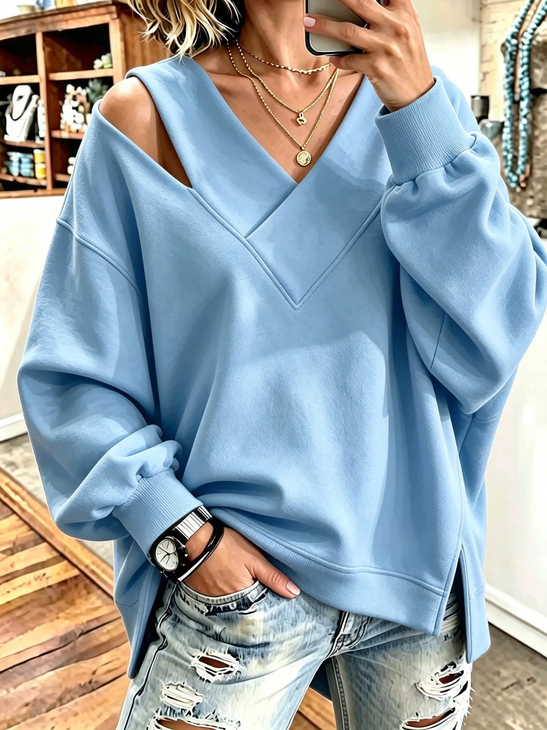 Kirstan - Camisola Oversized Elegante com Decote em V e Aberturas