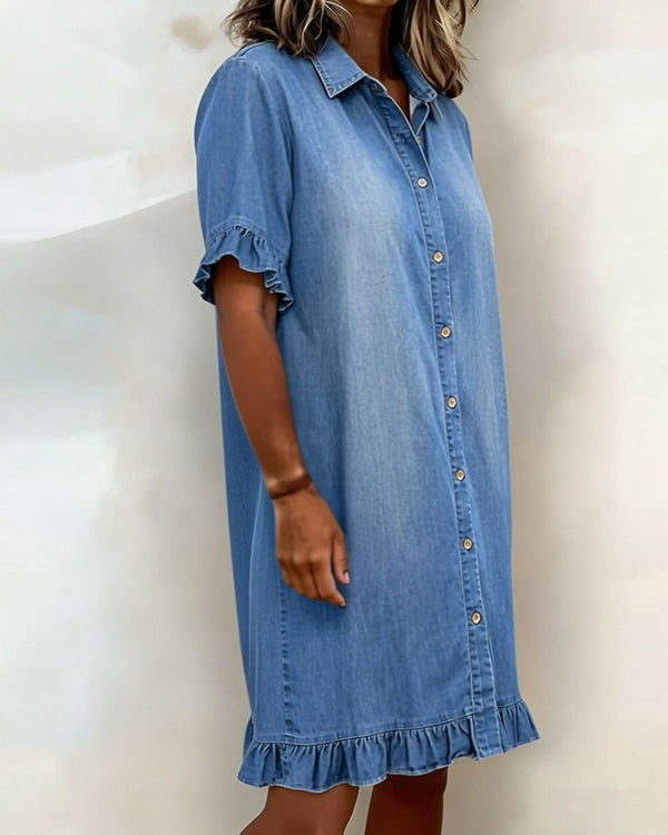 Ndapewa - Vestido Confortável de Ganga Com um Corte Lisonjeador