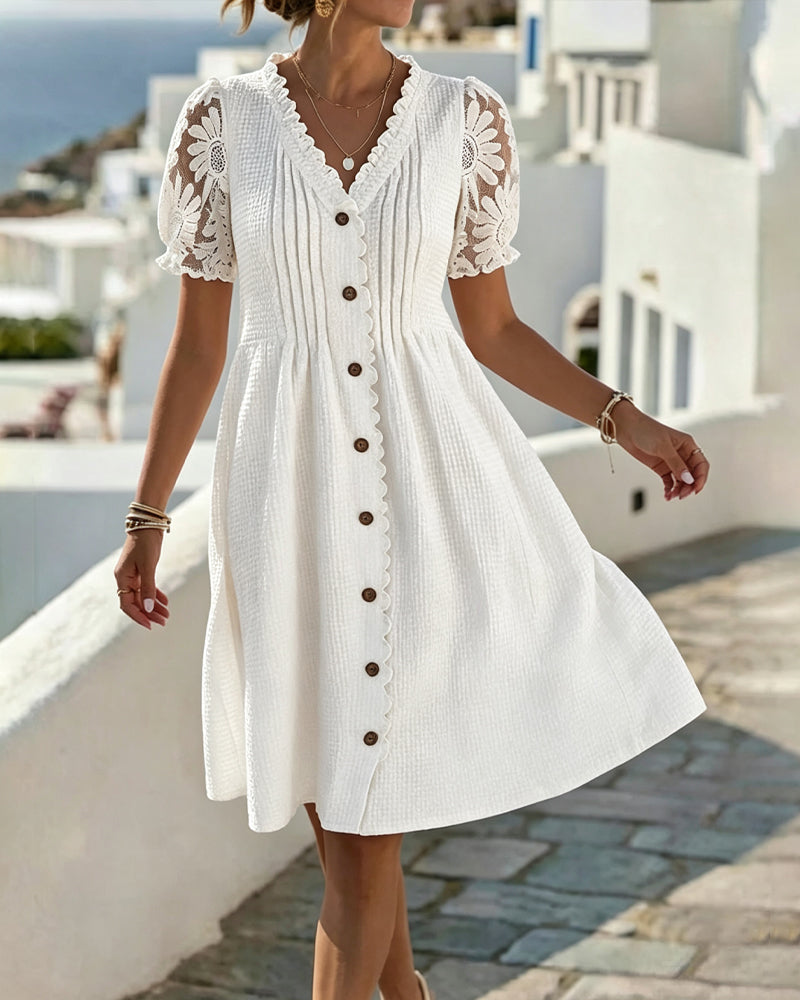 Deneke - Vestido com Mangas Balão e Patchwork em Renda