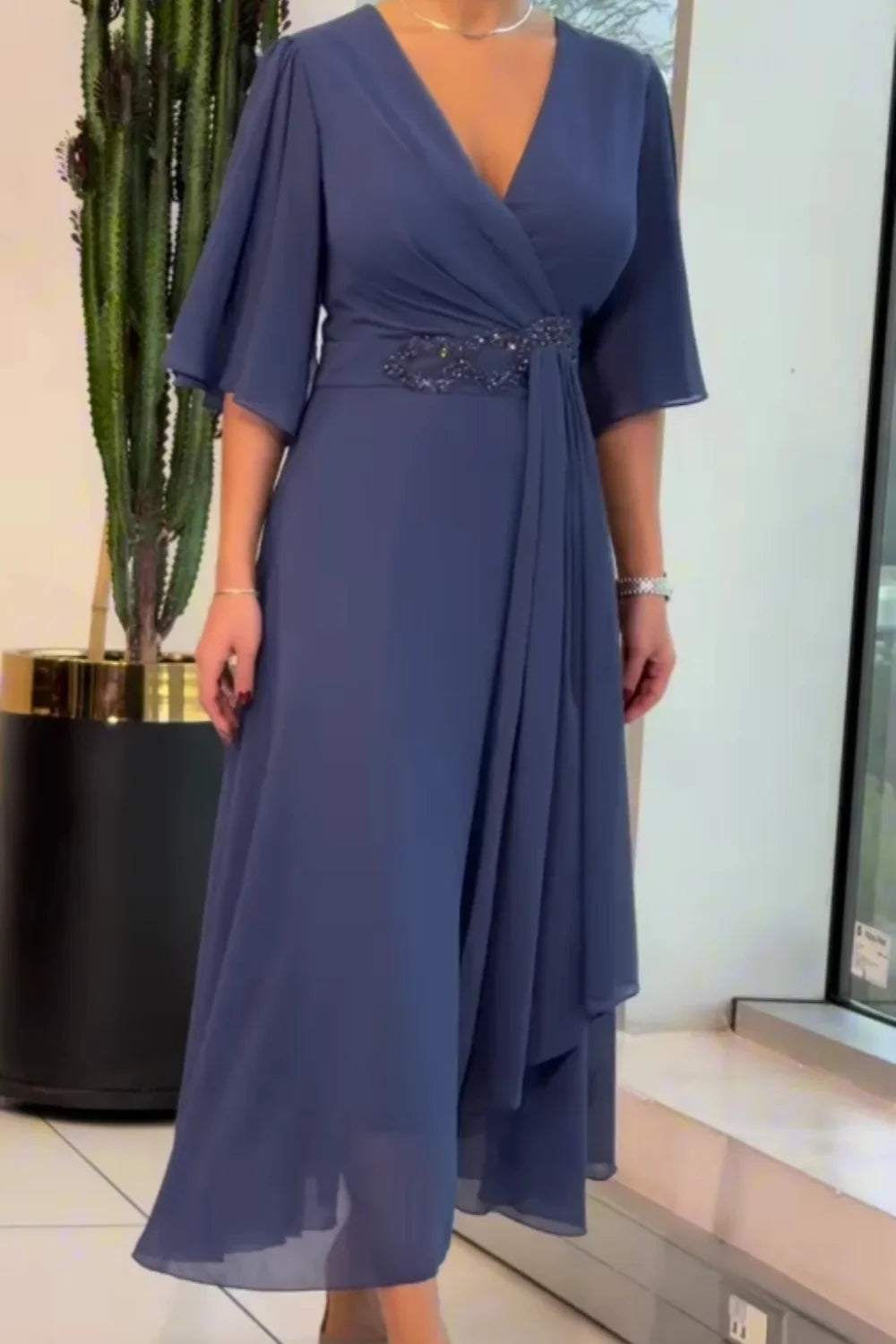 Bhagya - Vestido longo Elegante em Chiffon Com Decote em V