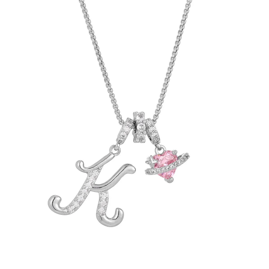 Nerute - Colar Com Inicial e Pingente em Forma de Coração Rosa