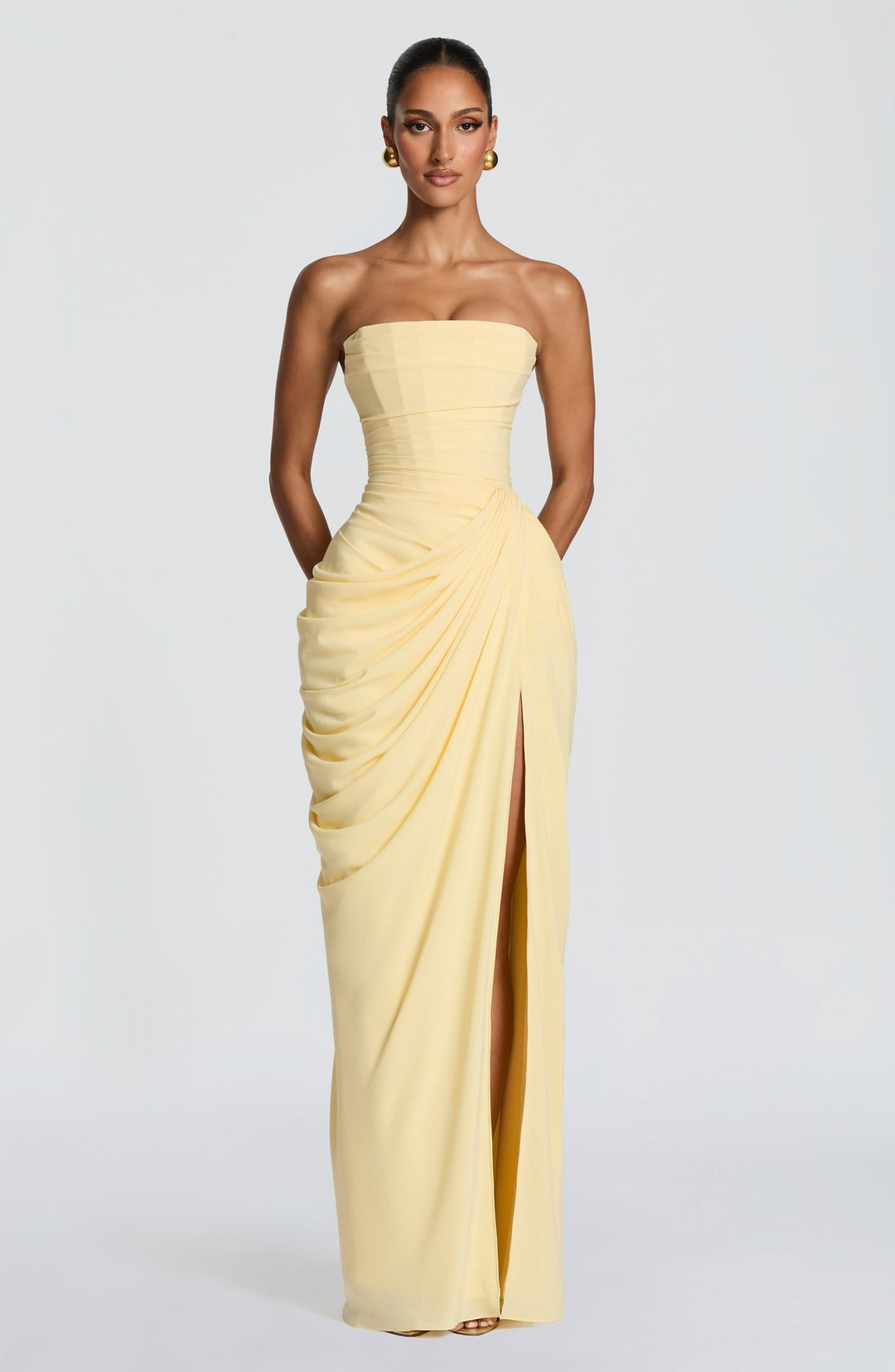Sabrina - Vestido maxi sem Alças com corte Escultural e Fenda