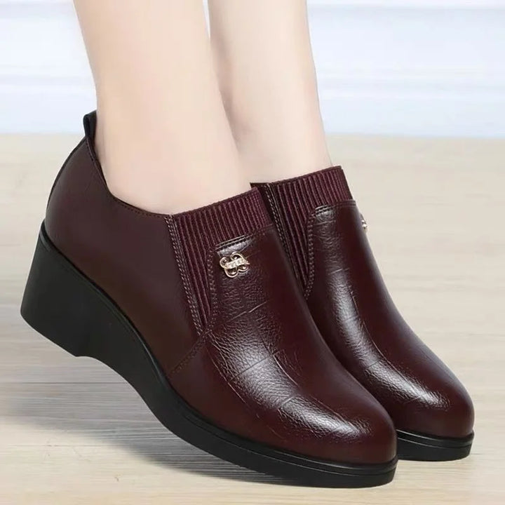 Switolina - Sapatos De Cunha Em Pele Na Moda