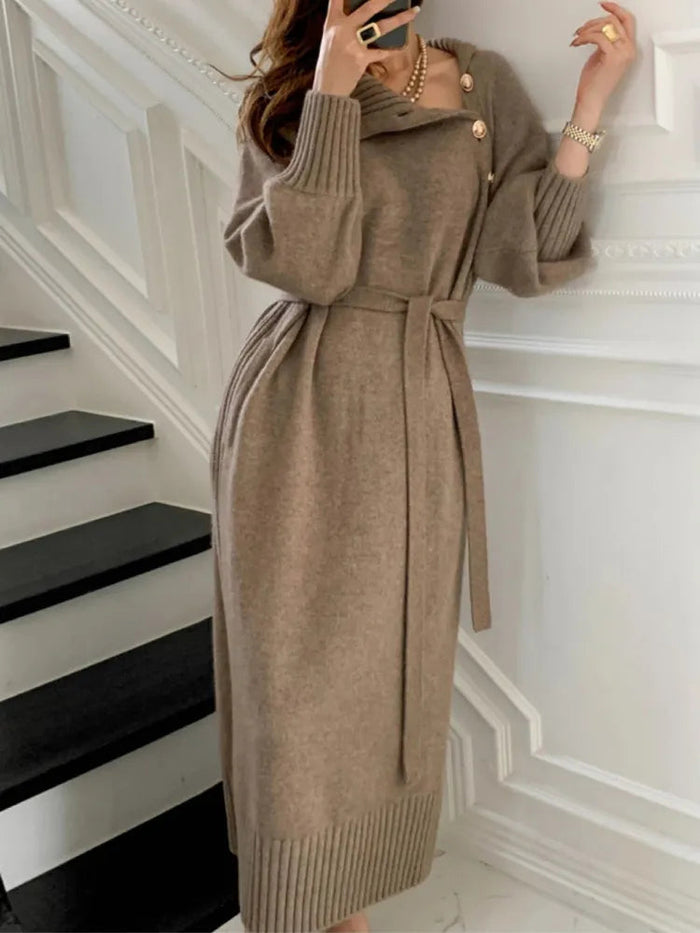 Nassra - Vestido Elegante Com Gola Alta