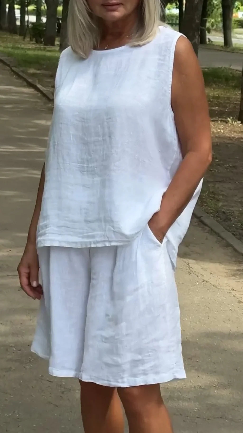 Jileana - Blusa Sem Mangas Respirável e Calções Largos