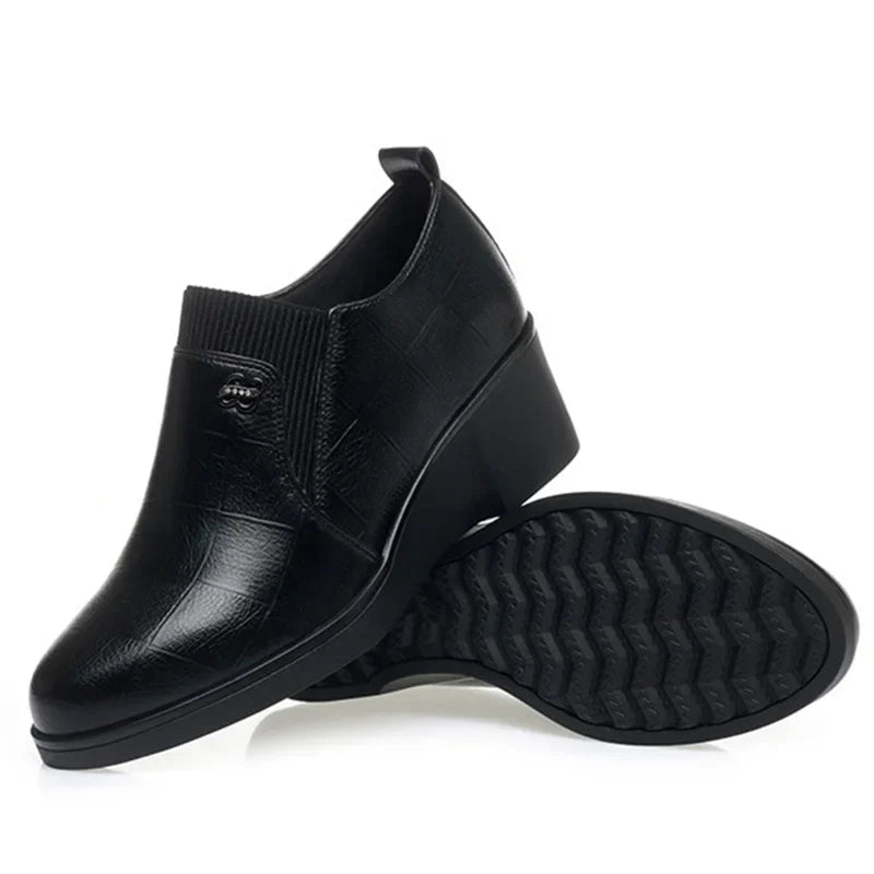Switolina - Sapatos De Cunha Em Pele Na Moda