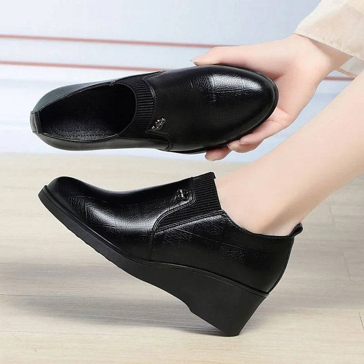 Switolina - Sapatos De Cunha Em Pele Na Moda