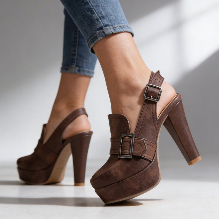 Alessya - Sapatos De Salto Alto Em Pele Com Fivela Clássica