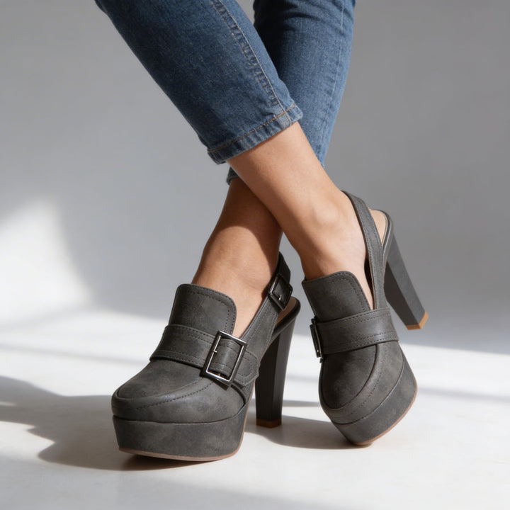 Alessya - Sapatos De Salto Alto Em Pele Com Fivela Clássica