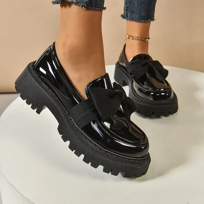 Batya - Sapatos Elegantes Antiderrapantes com laço